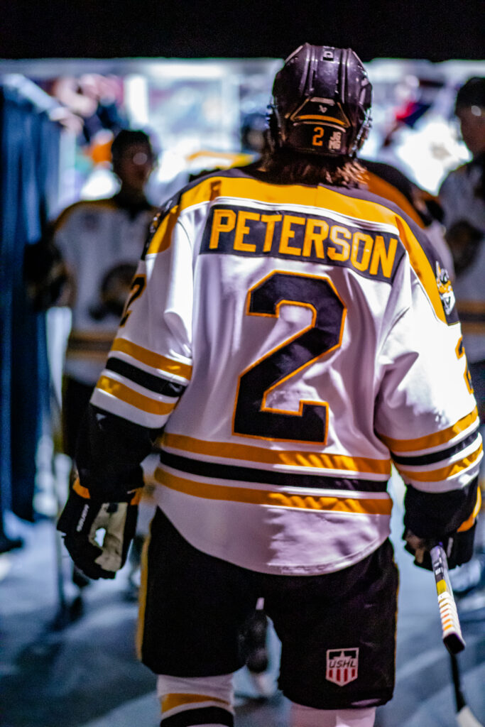 peterson-wins-ushl-defenseman-of-the-week