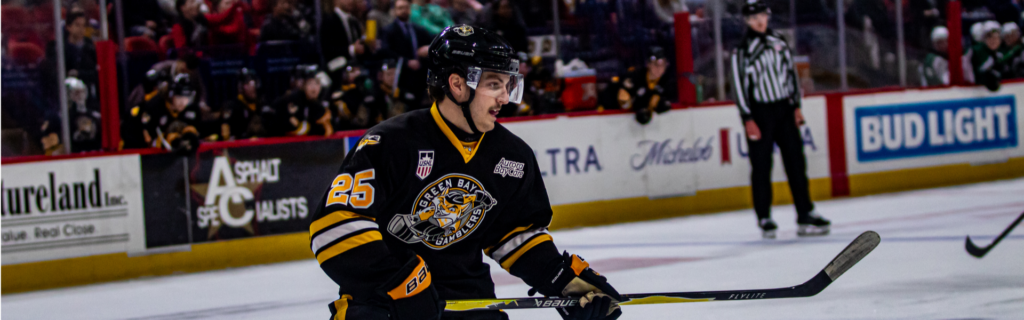 sam-harris-nets-1st-ushl-goal-as-gamblers-fall-in-ot-to-the-phantoms